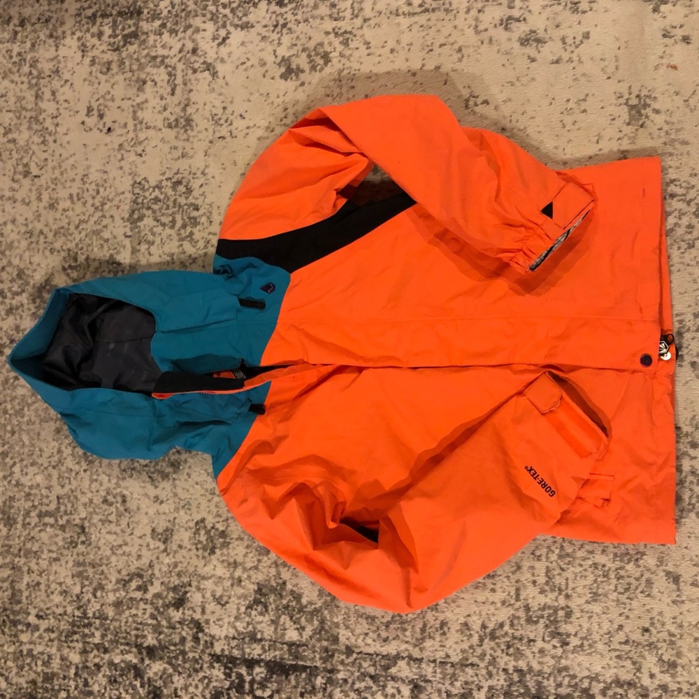 Women’s Volcom snowboard jacket